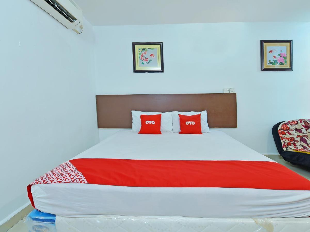 Super Oyo 90494 Sam Huat Hotel Kampong Atap Ngoại thất bức ảnh