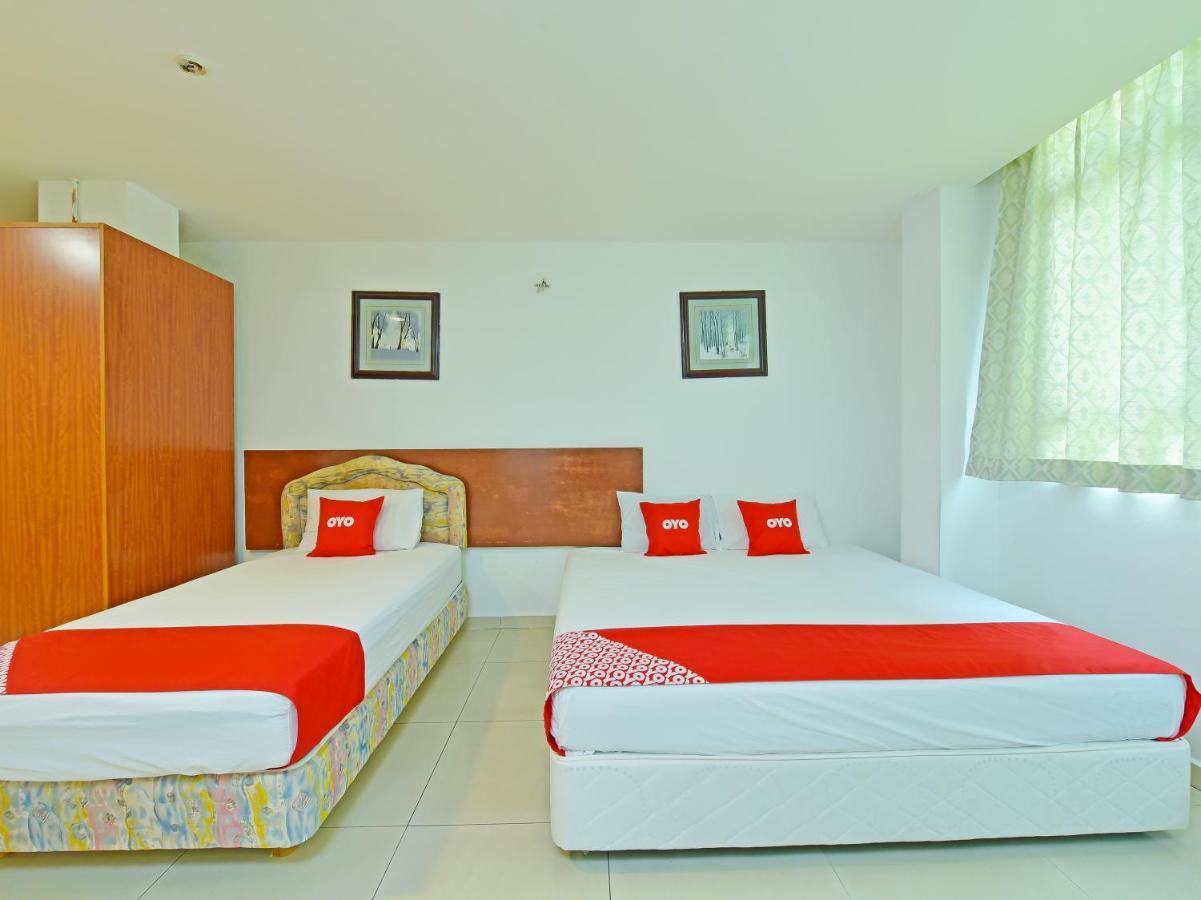 Super Oyo 90494 Sam Huat Hotel Kampong Atap Ngoại thất bức ảnh